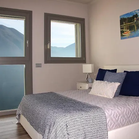 Appartement Stunning Views And Pool. Brand New Apartment.