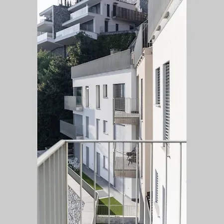 Stunning Views And Pool. Brand New Apartment. * Argegno